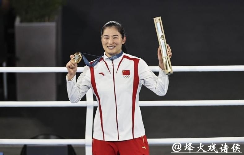 全运会拳击比赛:奥运冠军李倩晋级八强 全运会拳击比赛:奥运冠军李倩晋级八强