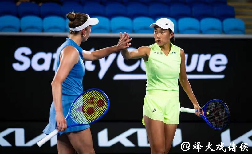 张帅组合成功晋级澳网2026女双四强 张帅组合成功晋级澳网2026女双四强